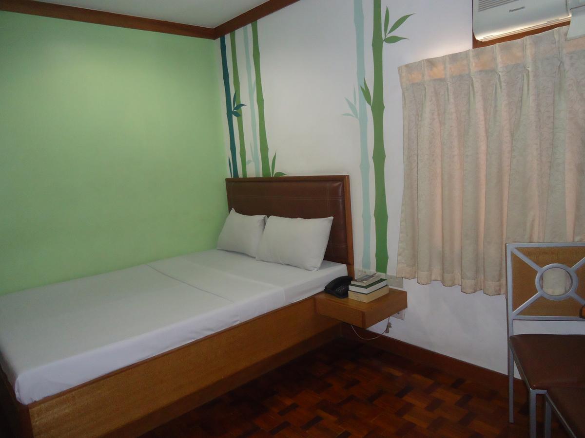 Park Bed And Breakfast Hotel Пасай Экстерьер фото